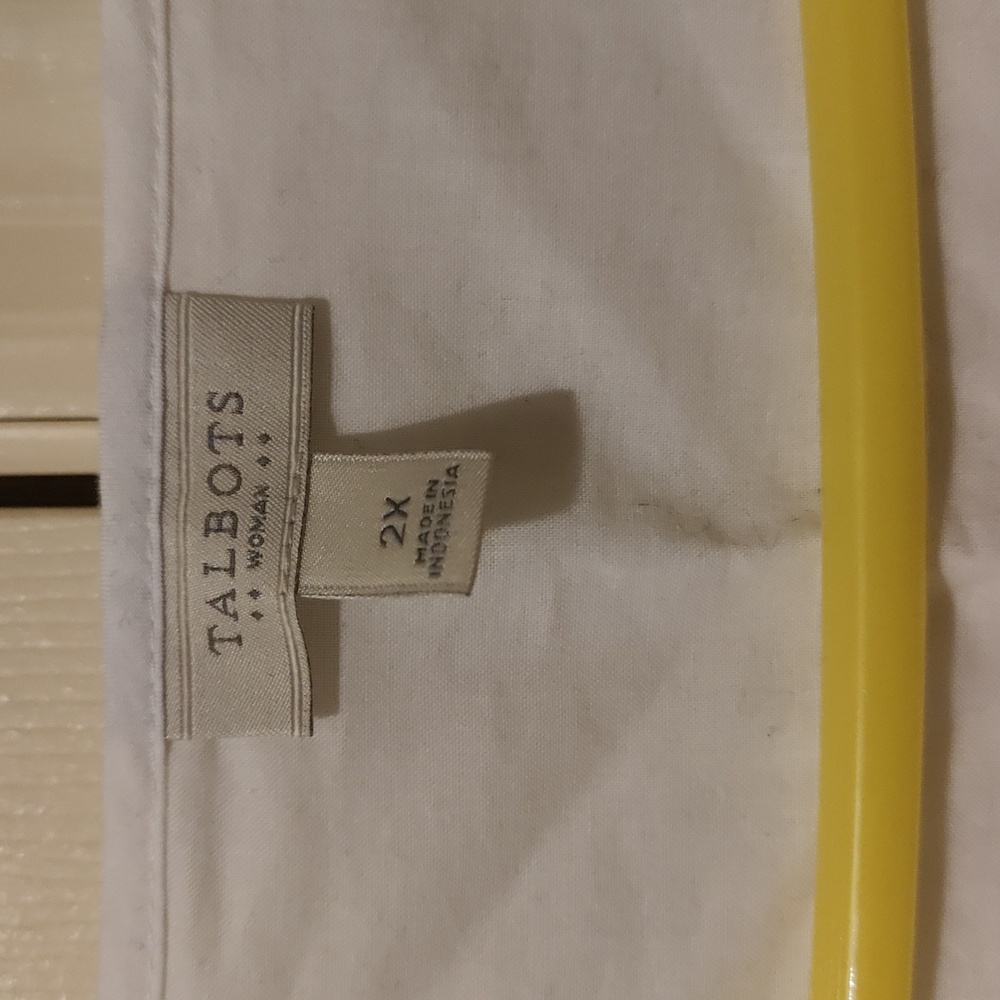 Talbots White Sleeveless Blouse - Picture 2 of 4